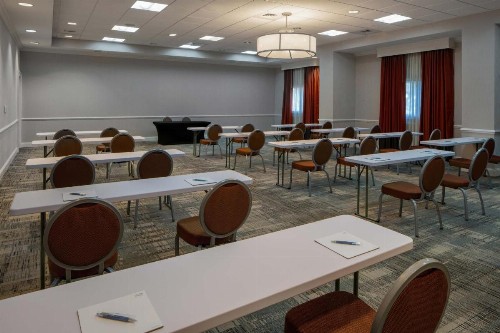 Four Points by Sheraton Suites Tampa Airport Westshore - image 22