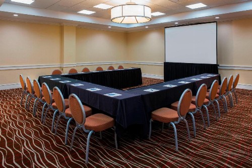 Four Points by Sheraton Suites Tampa Airport Westshore - image 29