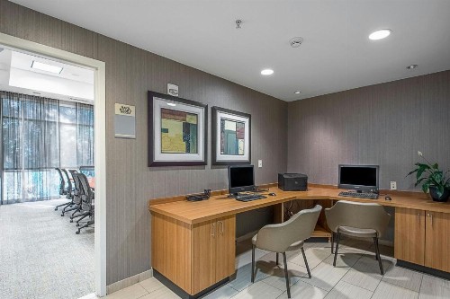 SpringHill Suites Tampa North/Tampa Palms - image 16