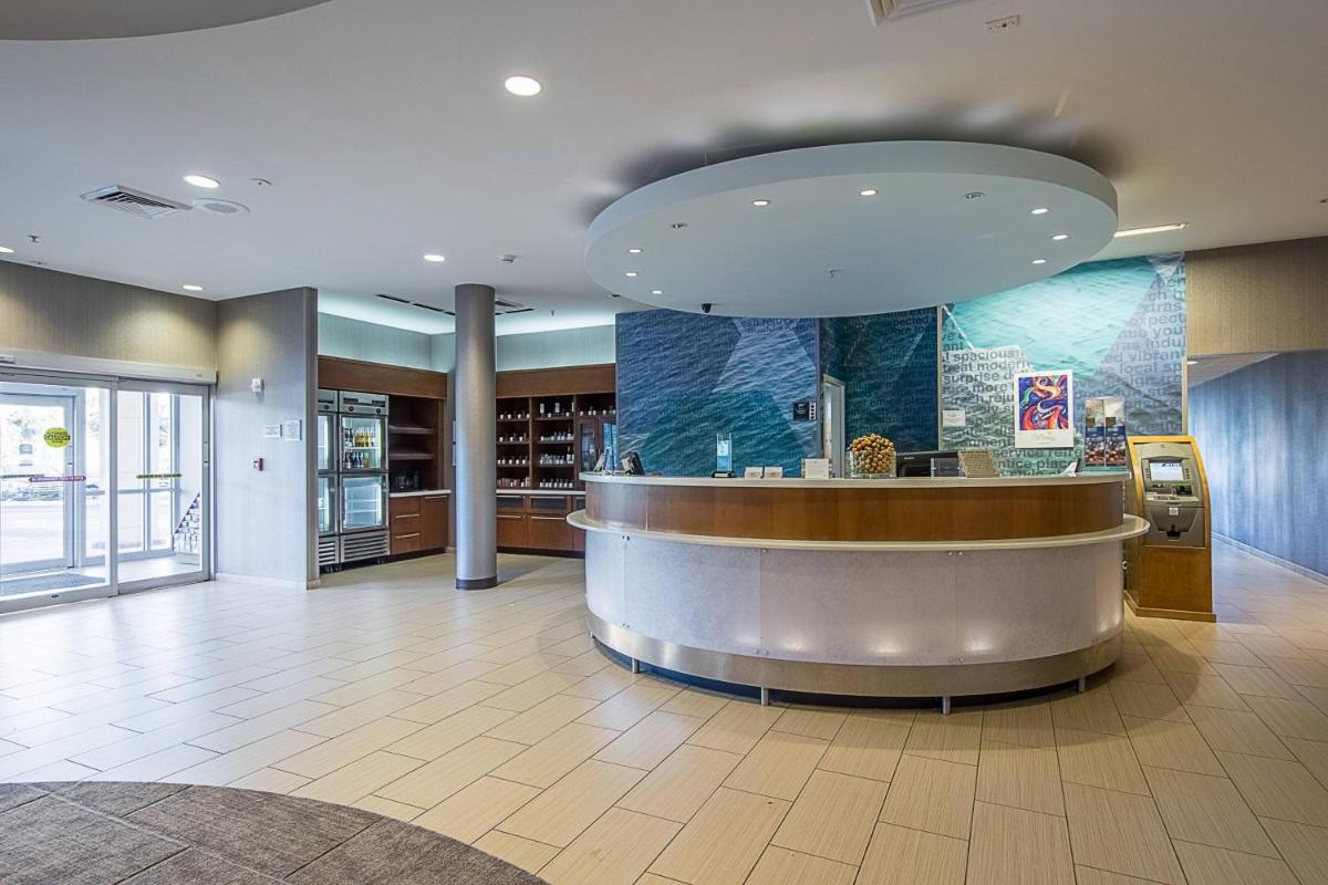 SpringHill Suites Tampa North/Tampa Palms - image 4