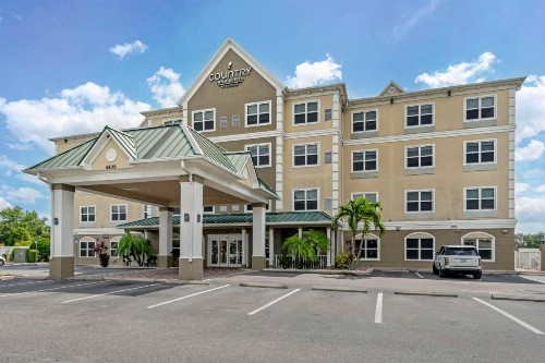 Country Inn & Suites by Radisson Tampa Airport North FL