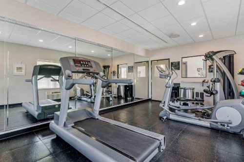 Country Inn & Suites by Radisson Tampa Airport North FL - image 17