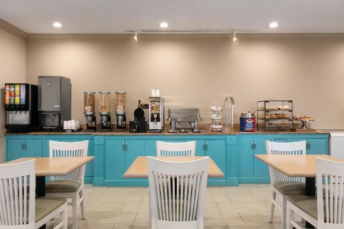 Country Inn & Suites by Radisson Tampa Airport North FL - image 35