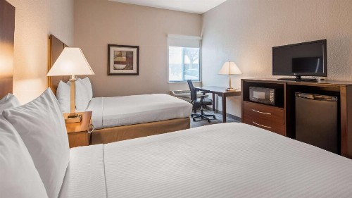 Best Western Tampa - image 10
