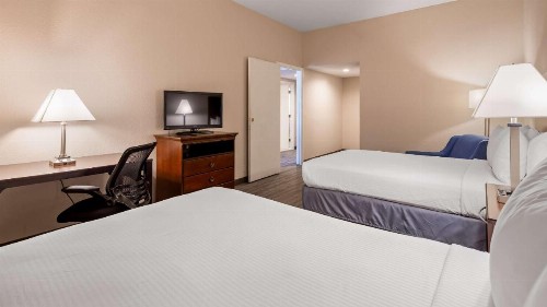 Best Western Tampa - image 19