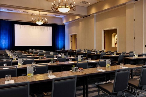 Renaissance Tampa International Plaza Hotel - image 29
