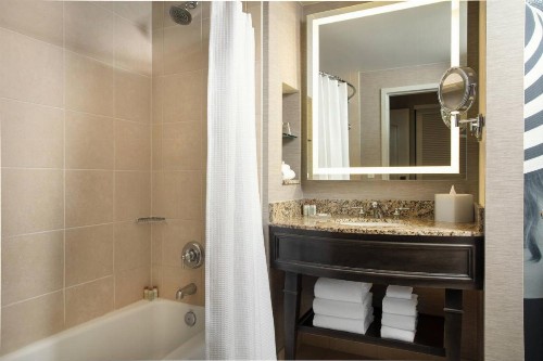 Renaissance Tampa International Plaza Hotel - image 36