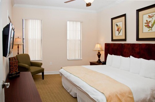 Emerald Greens Condo Resort - image 1