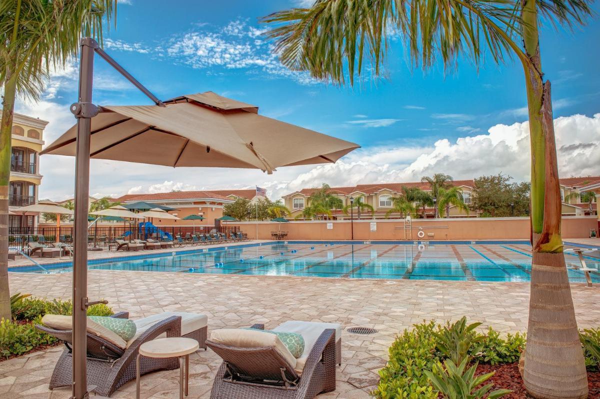 Emerald Greens Condo Resort - image 3