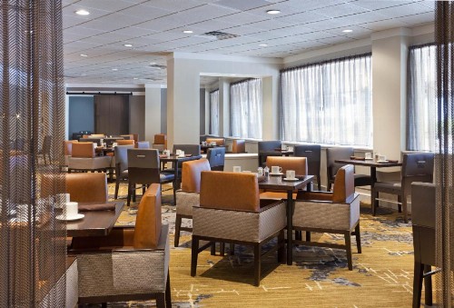 Tampa Airport Marriott - image 12
