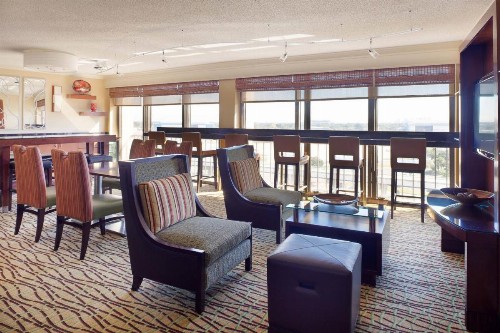 Tampa Airport Marriott - image 25