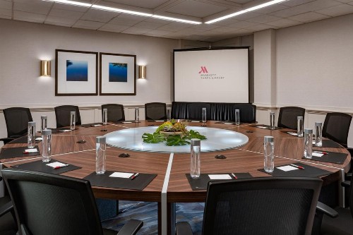 Tampa Airport Marriott - image 27