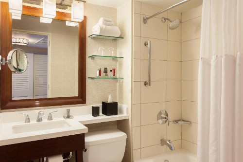Tampa Airport Marriott - image 35