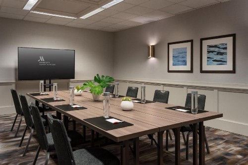 Tampa Airport Marriott - image 36