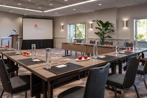 Tampa Airport Marriott - image 6