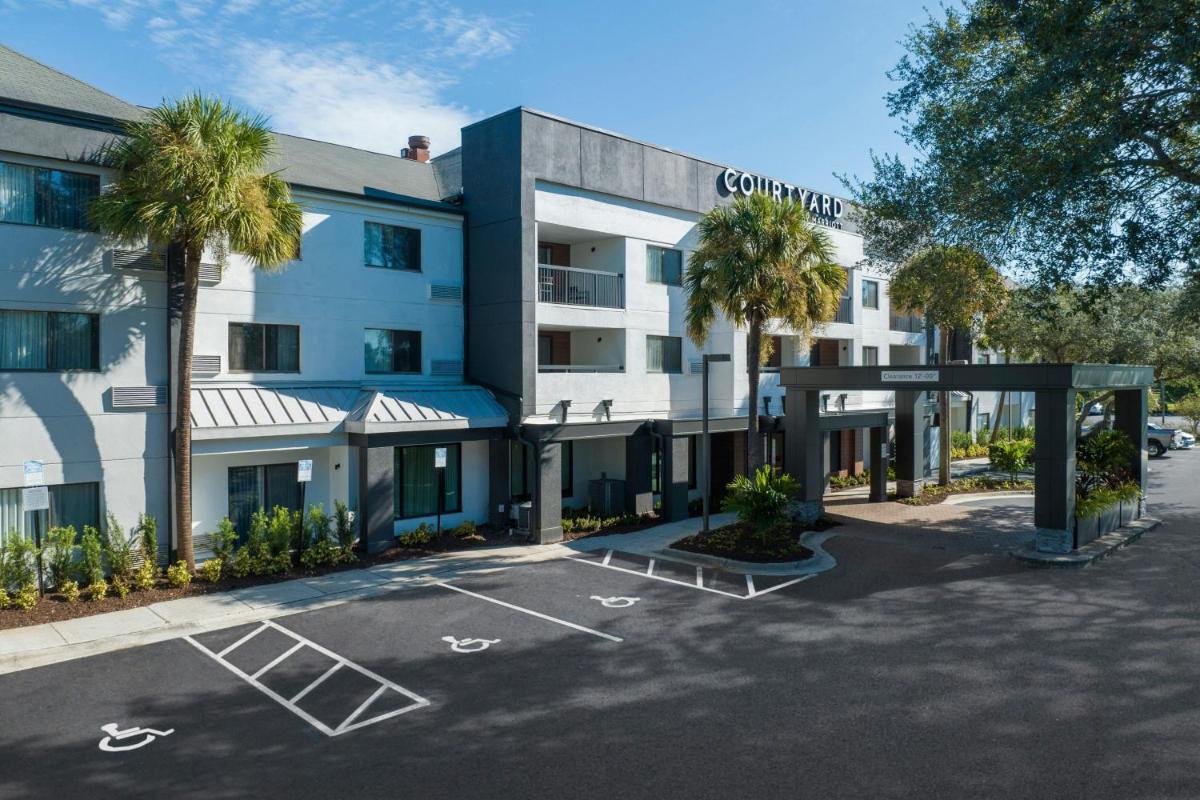 Courtyard Tampa North / I-75 Fletcher - main image