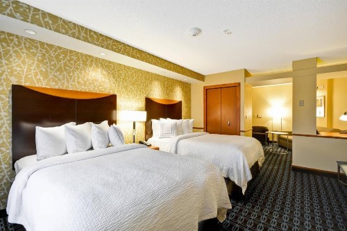 Fairfield Inn & Suites Tampa Fairgrounds/Casino - image 7