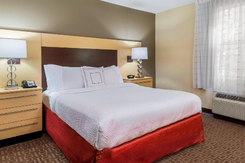 TownePlace Suites Tampa Westshore/Airport - image 10