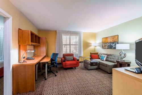 TownePlace Suites Tampa Westshore/Airport - image 9