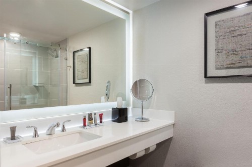 Marriott Tampa Westshore - image 2