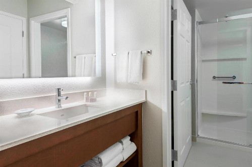 Residence Inn by Marriott Tampa at USF/Medical Center - image 16