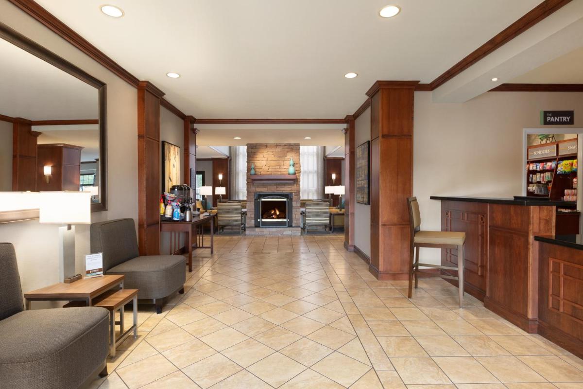 Staybridge Suites Tampa East- Brandon an IHG Hotel - image 4