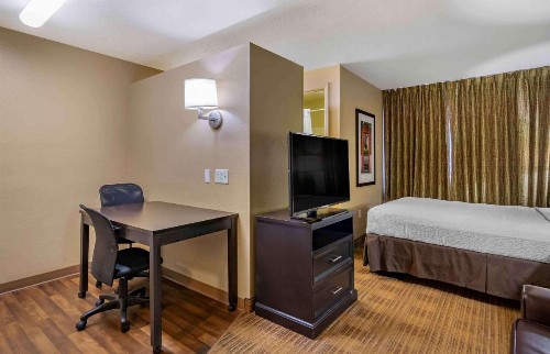 Extended Stay America Suites - Tampa - Airport - N Westshore Blvd - image 44