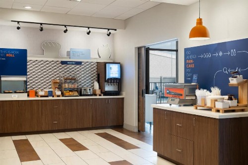 Holiday Inn Express & Suites - Tampa East - Ybor City an IHG Hotel - image 20