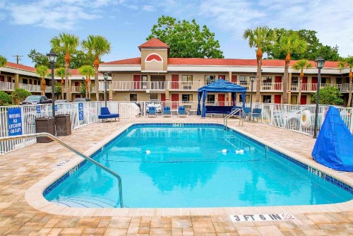 Hotel South Tampa & Suites - image 14