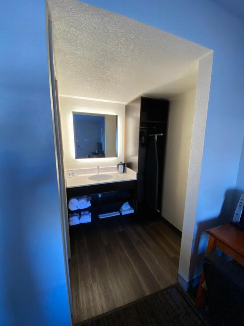 Hotel South Tampa & Suites - image 22