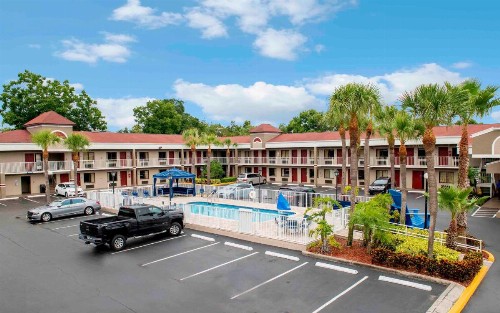 Hotel South Tampa & Suites - image 3