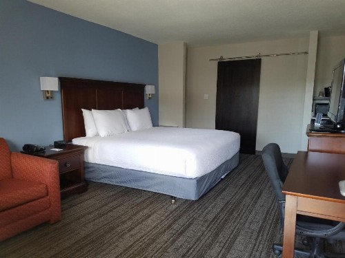 Hotel South Tampa & Suites - image 39