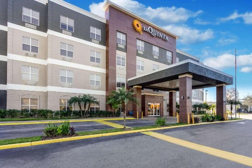 La Quinta by Wyndham Tampa Central - image 3