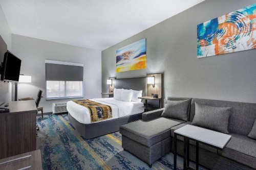 La Quinta by Wyndham Tampa Central - image 50