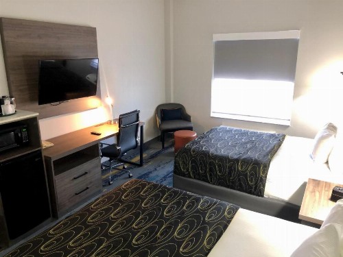 La Quinta by Wyndham Tampa Central - image 6