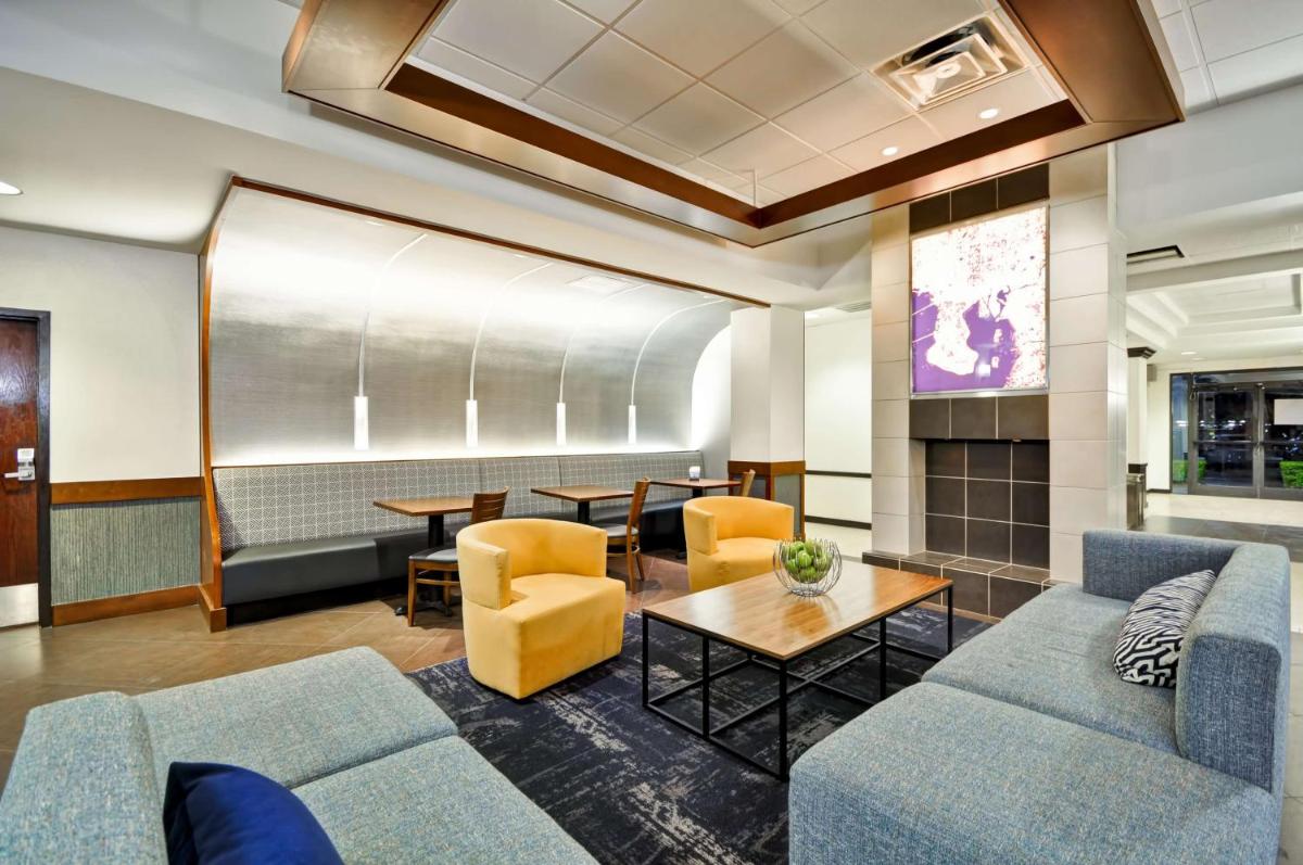Hyatt Place Tampa Airport/Westshore - image 7