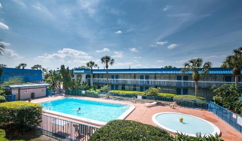 Vista Inn And Suites Tampa - image 12