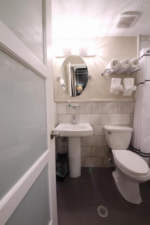Hyde Park Hotel - image 39