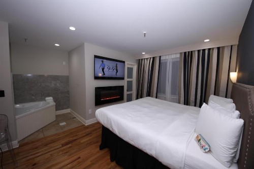 Hyde Park Hotel - image 47