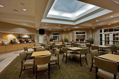 La Quinta by Wyndham USF (Near Busch Gardens) - image 27