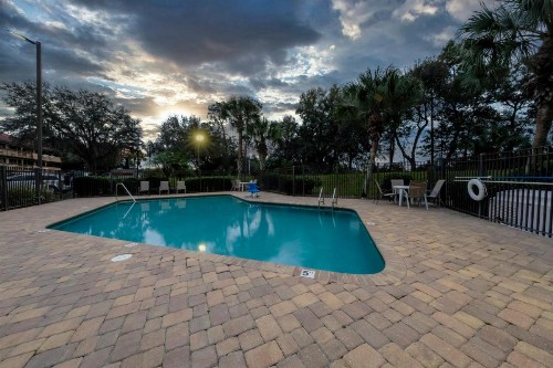 Red Roof Inn Tampa - Brandon - image 36