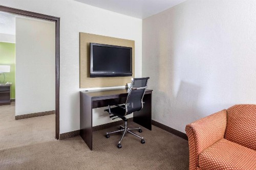 Sleep Inn near Busch Gardens - USF - image 16