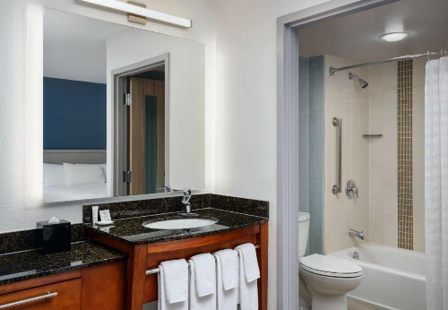 Hyatt Place Tampa Busch Gardens - image 27