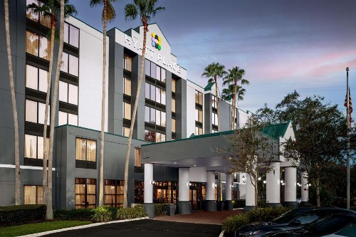 Hyatt Place Tampa Busch Gardens - image 3