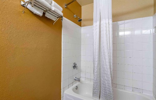 Extended Stay America Suites - Tampa - North Airport - image 28
