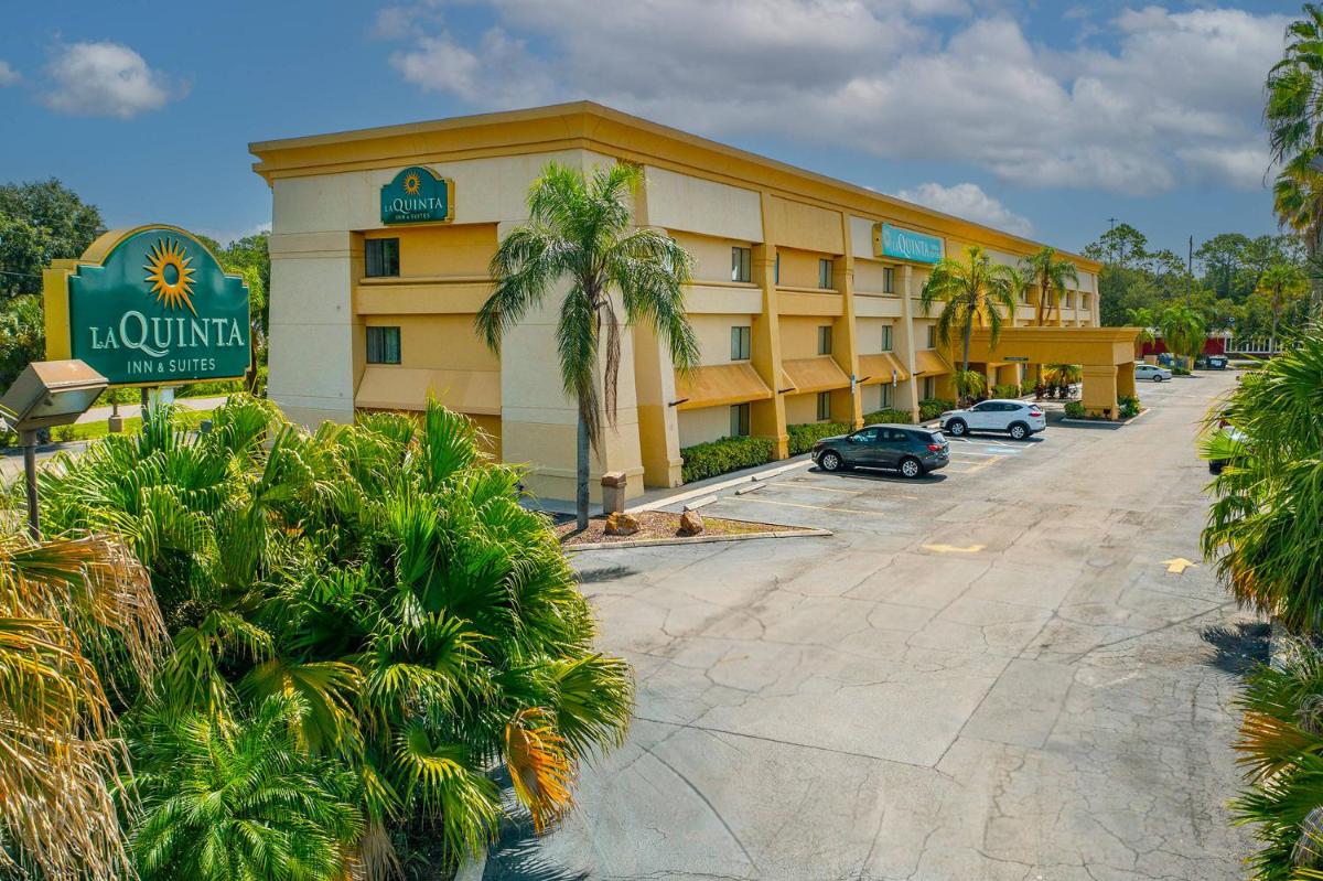 La Quinta by Wyndham Tampa Brandon West - main image