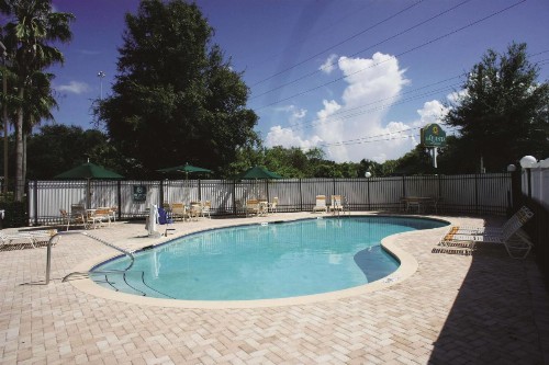 La Quinta by Wyndham Tampa Brandon West - image 4