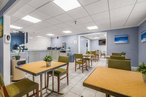 La Quinta by Wyndham Tampa Brandon West - image 5