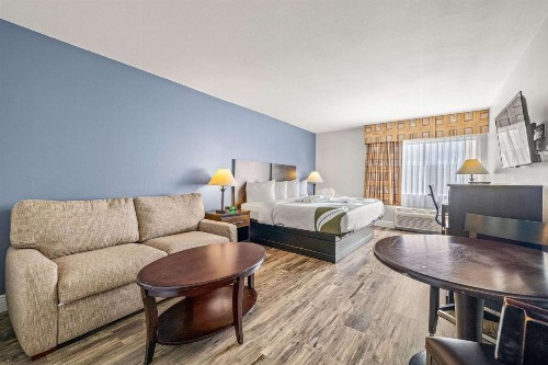 Quality Inn & Suites Near Fairgrounds & Ybor City - image 18
