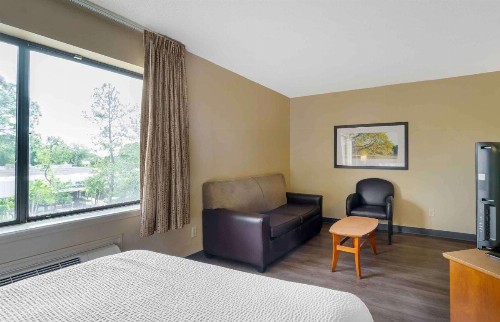 Extended Stay America Suites - Tampa - Airport - Memorial Hwy - image 21